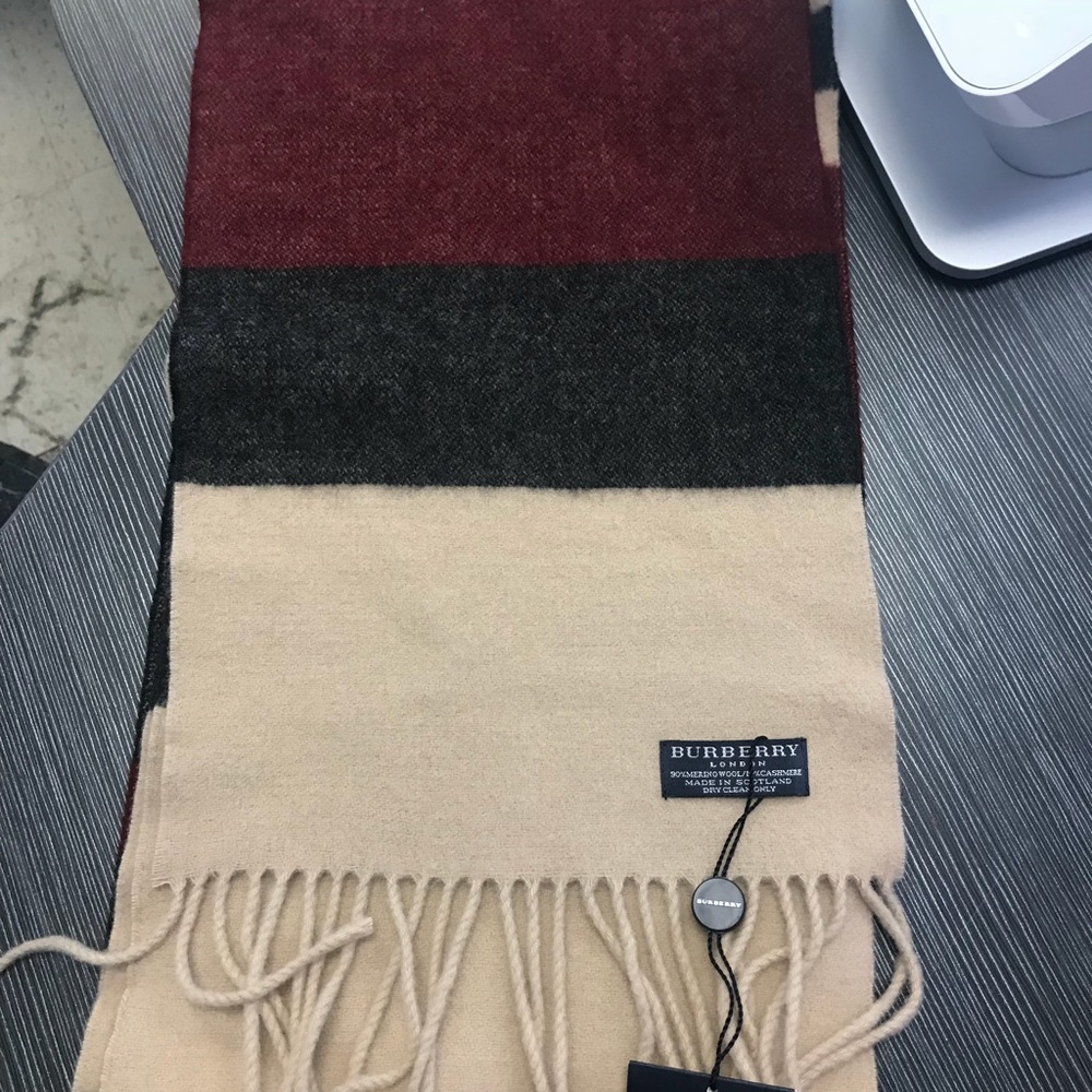 Burberry scarf